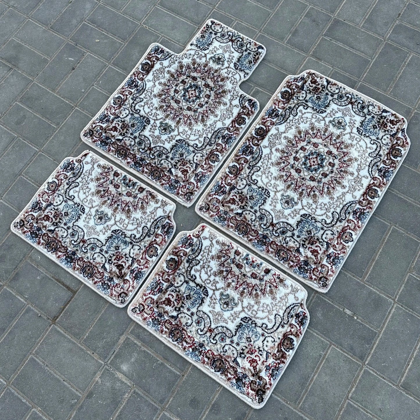 سجادات السيارات الكلاسيكية